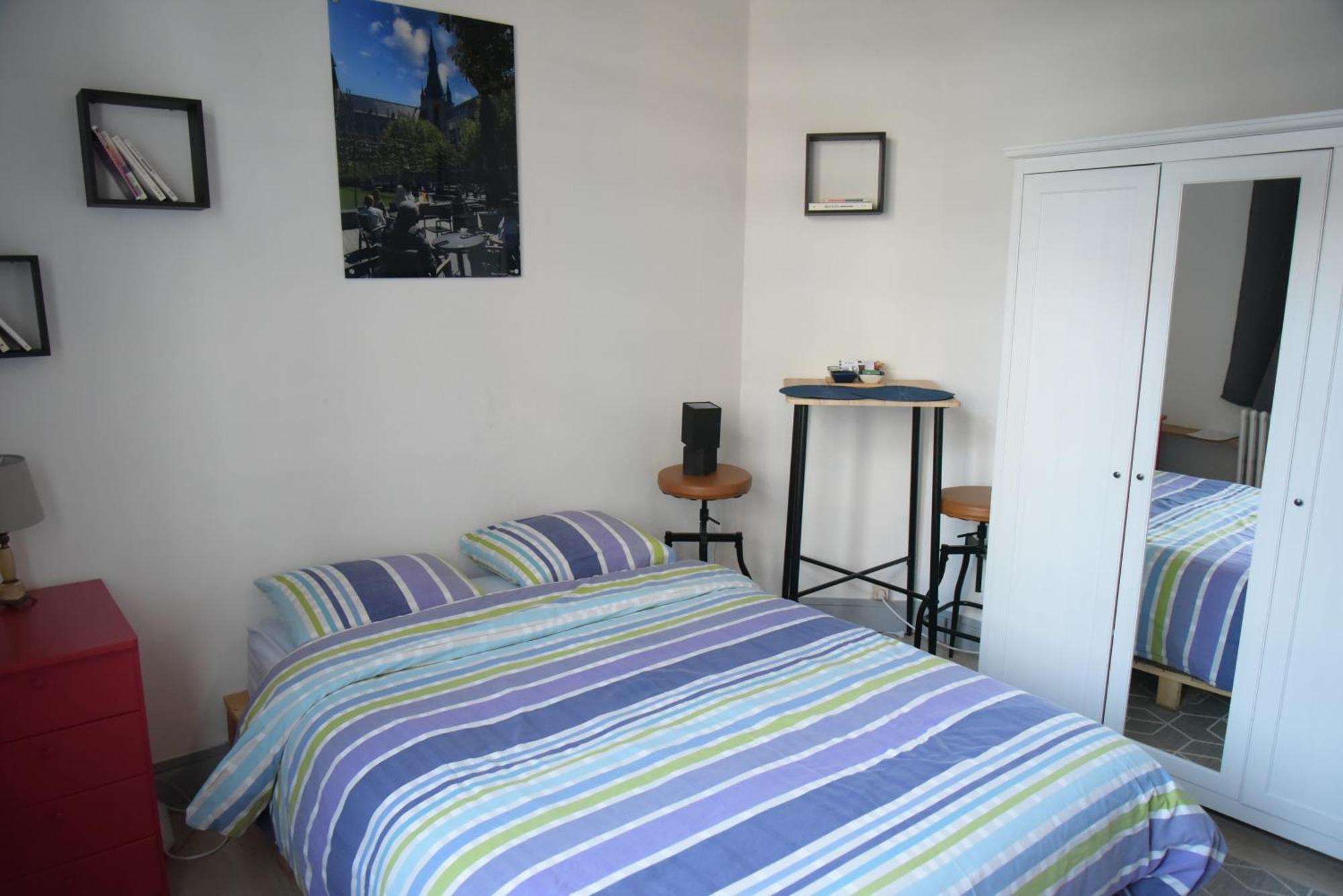 Le Piercot Hotel Liege Room photo